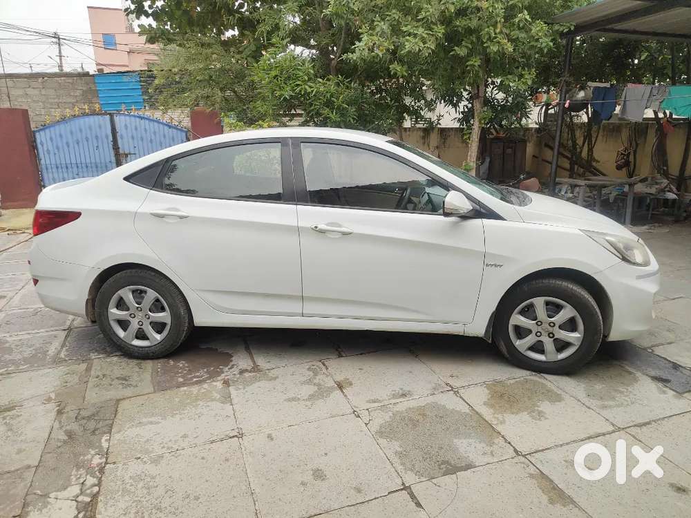 Hyundai Verna Fluidic 1.4 Petrol 2011