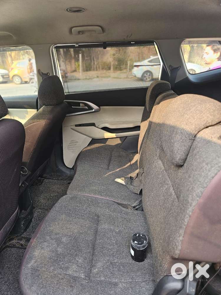 Kia Carens 1.4 Prestige Plus Turbo 7 Str, 2022, Petrol