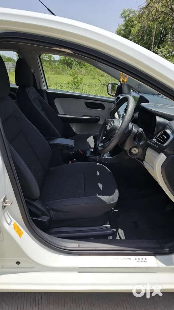 Tata Altroz Diesel 2023 Car Well Maintained Showroom. Track