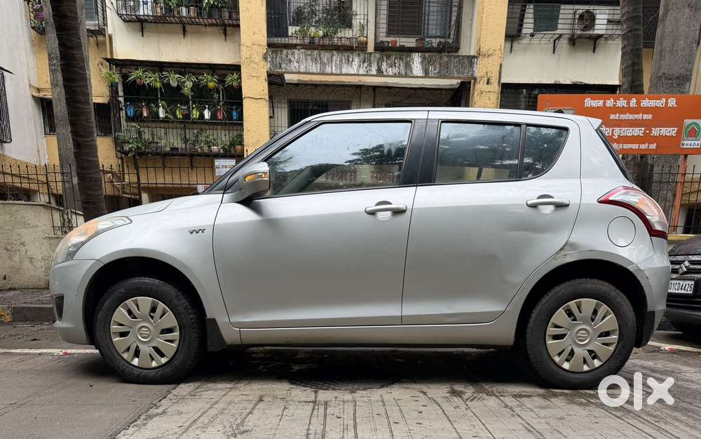 Maruti Suzuki Swift Vxi Abs Bsiv, 2012, Petrol