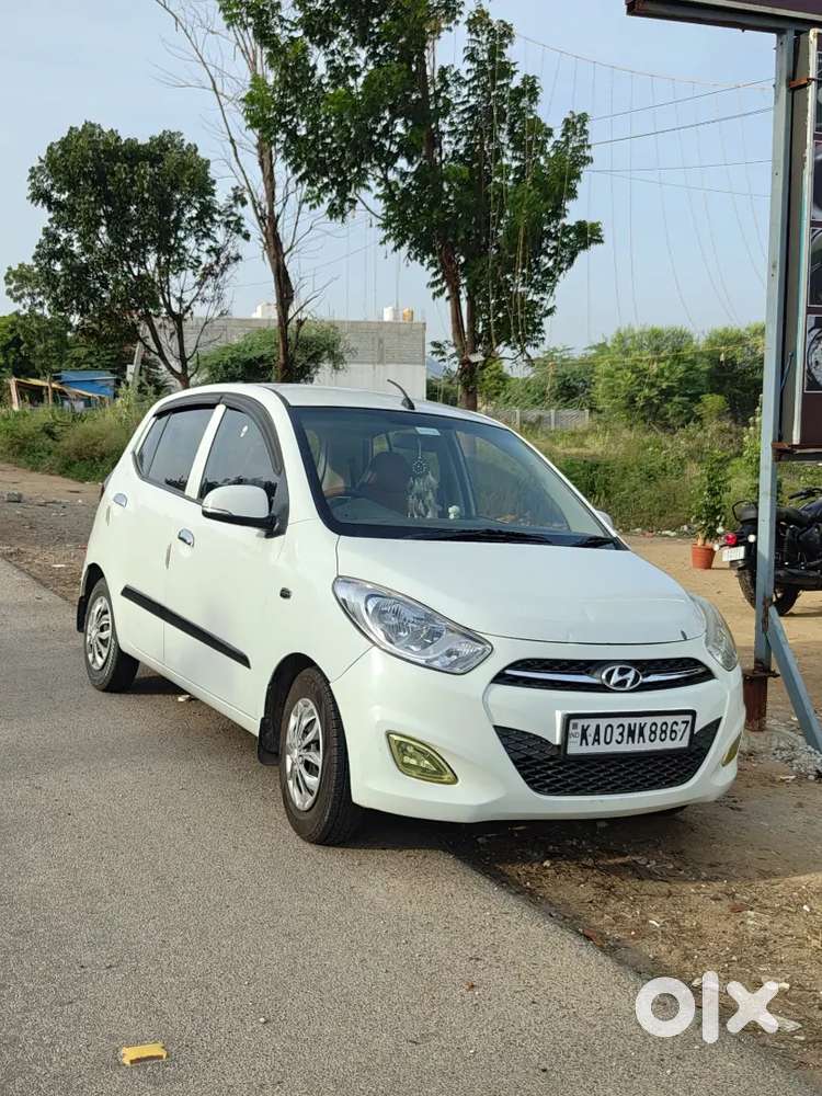 Hyundai I10 Sportz Petrol 2011