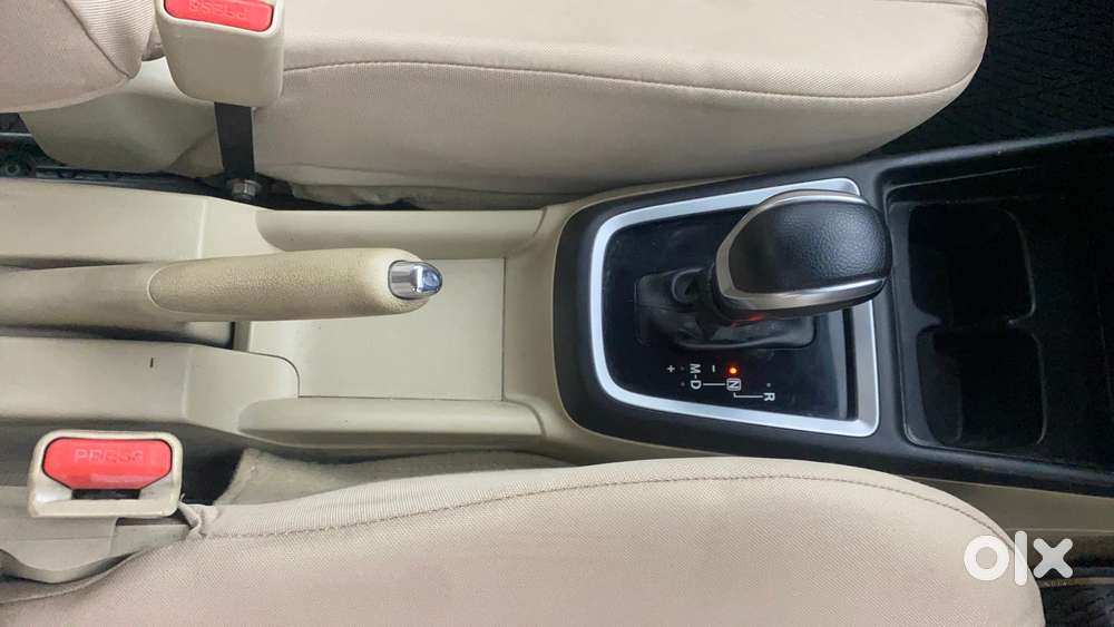 Maruti Suzuki Swift Dzire Zxi + Amt, 2019, Petrol