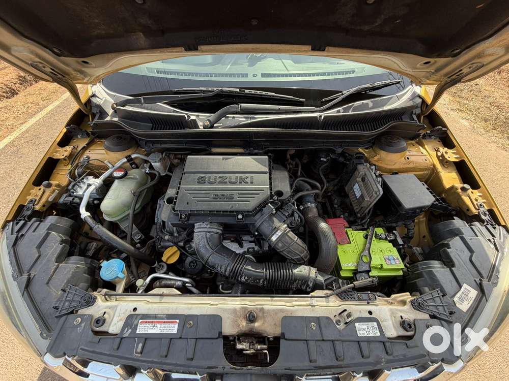 Maruti Suzuki Brezza Zdi+ Dual Tone, 2016, Diesel