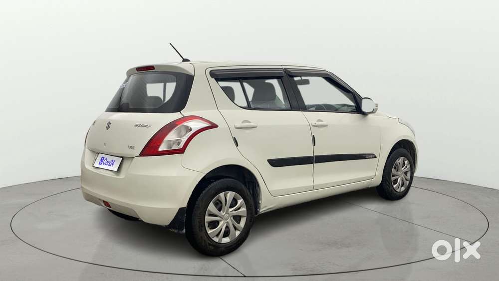 Maruti Suzuki Swift Vxi, 2017, Petrol