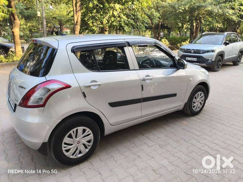 Maruti Suzuki Swift Lxi Option, 2015, Petrol