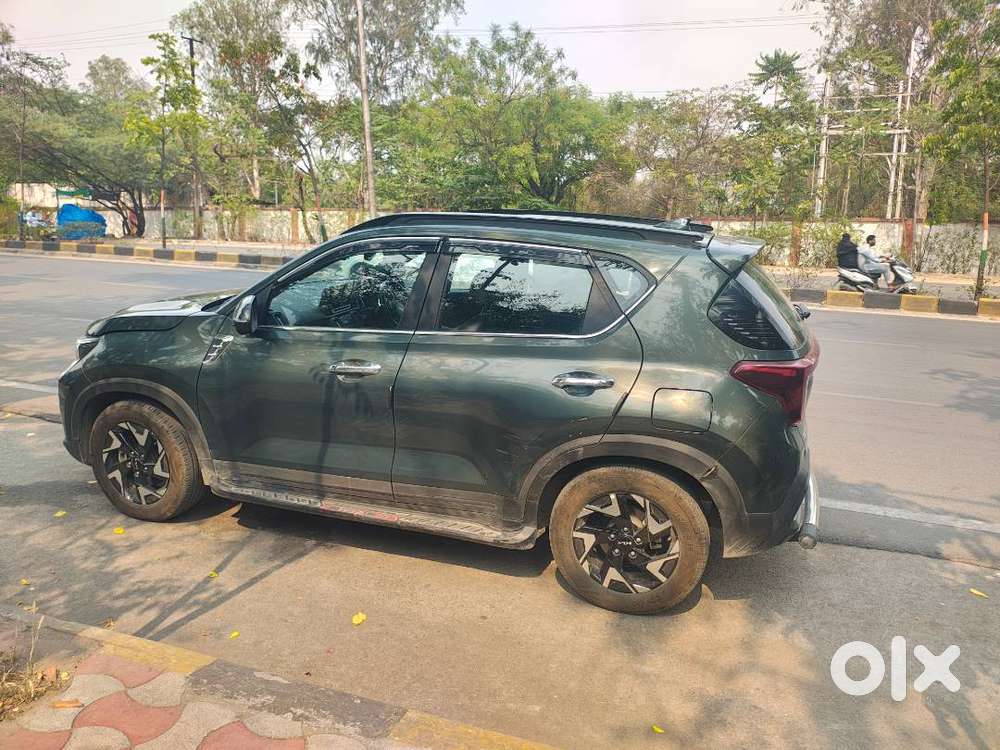 Kia Sonet Top Petrol Variant 2024 @12,50,000 Only 22k Km Driven