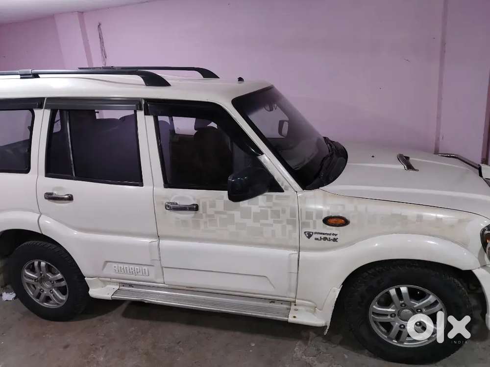 Mahindra Scorpio Classic 2011 Diesel 3.6 Lakhs