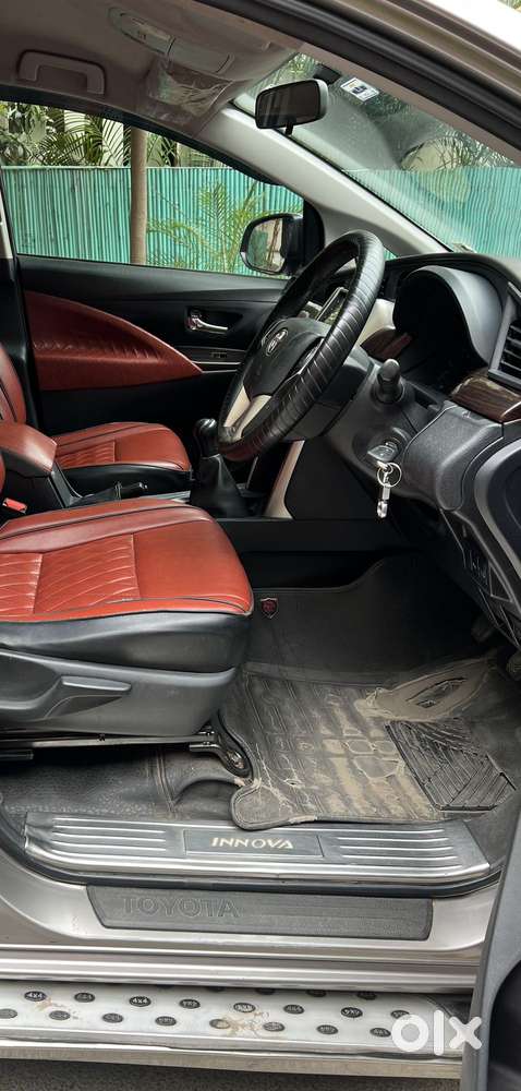 Toyota Innova Crysta