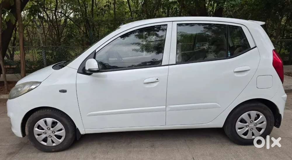 Hyundai I10 Sportz Petrol 2011