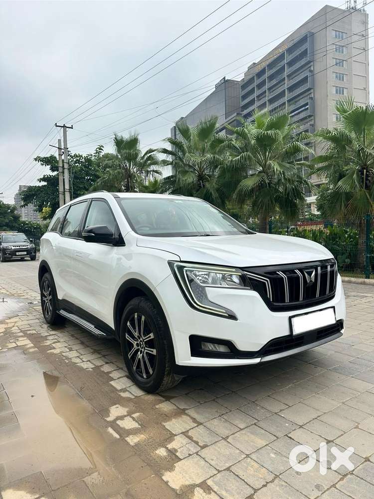 Mahindra Xuv700 Ax 3 Petrol Mt 5 Str (e), 2022, Petrol