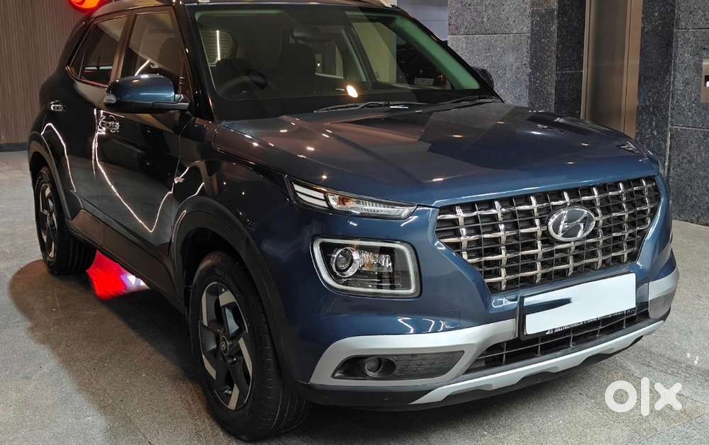 Hyundai Venue Petrol 2021
