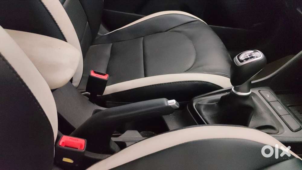 Hyundai Verna 1.5 Mpi Mt Sx (o), 2023, Petrol