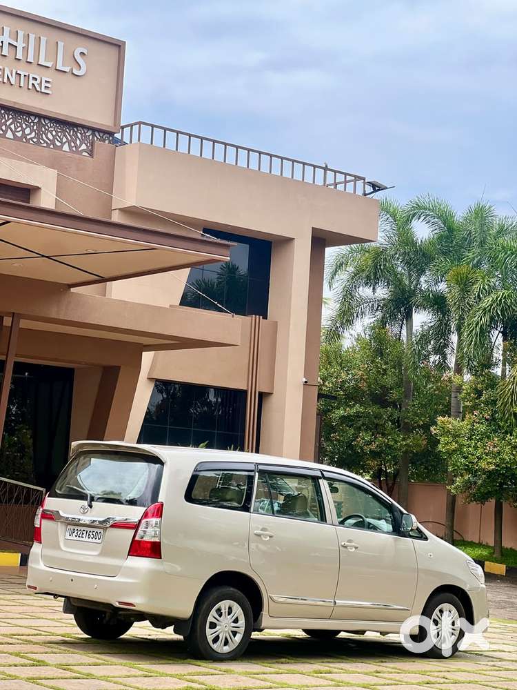 Toyota Innova 2.5 G (diesel) 8 Seater, 2013, Diesel