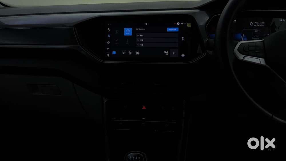 Volkswagen Taigun Topline 1.0 Tsi At (electric Seats), 2022, Petrol