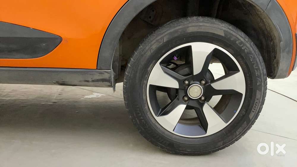 Tata Nexon 1.2 Revotron Xz Plus, 2018, Petrol