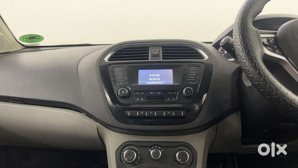 Tata Tiago Xz, 2017, Petrol