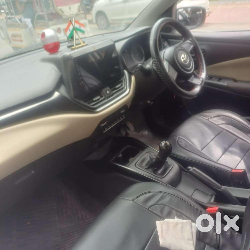 Toyota Glanza G(mt) Sg, 2023, Petrol
