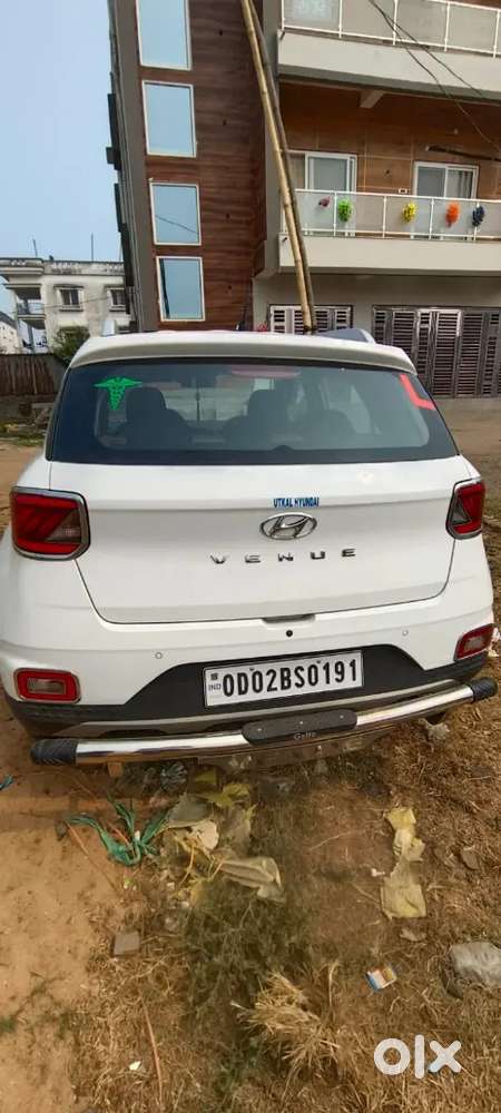 Hyundai Venue 2021 Petrol Well Maintained