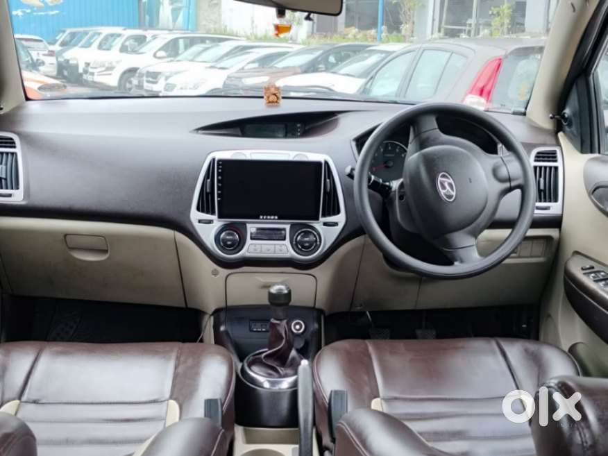 Hyundai I20 Magna 1.2 Mt, 2011, Petrol