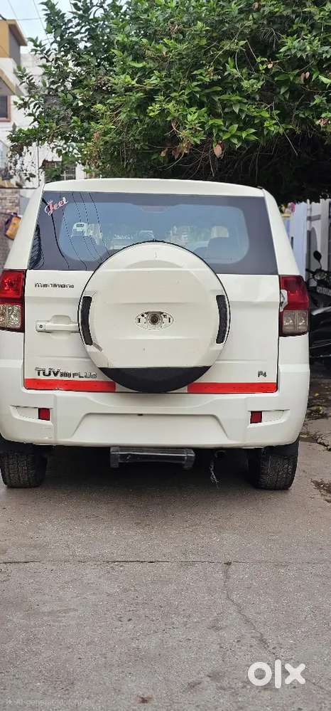 Mahindra Tuv 300 Plus 2019