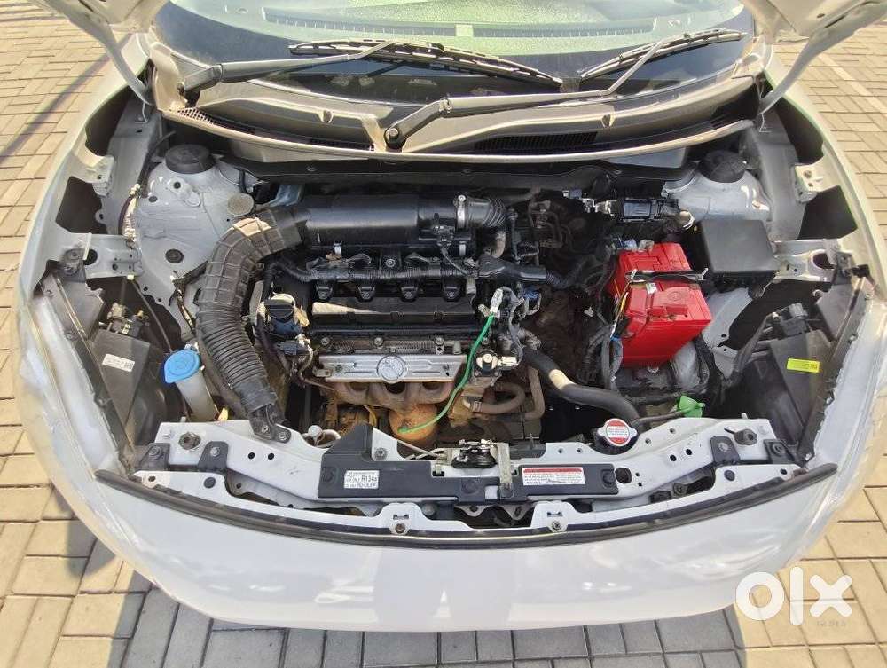 Maruti Suzuki Dzire 1.2 Vxi, 2022, Petrol