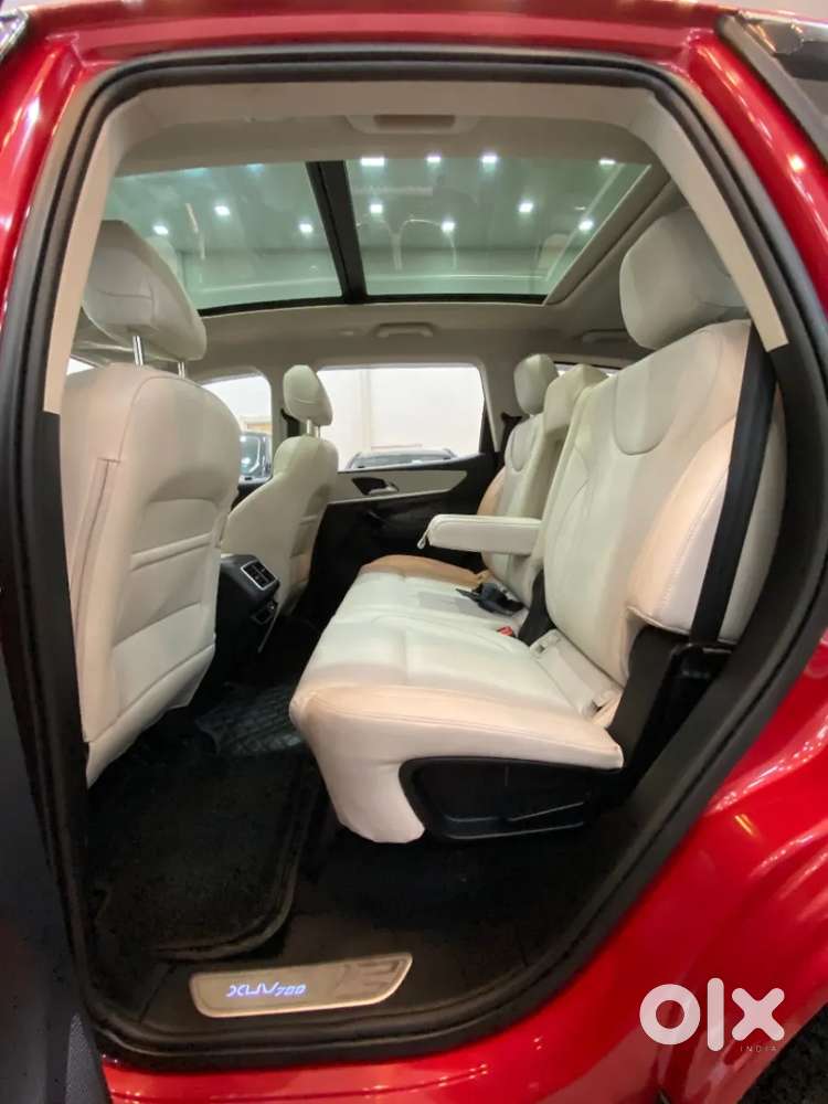 Mahindra Xuv700 2.2 Ax 7 Diesel At Str Awd, 2022, Diesel