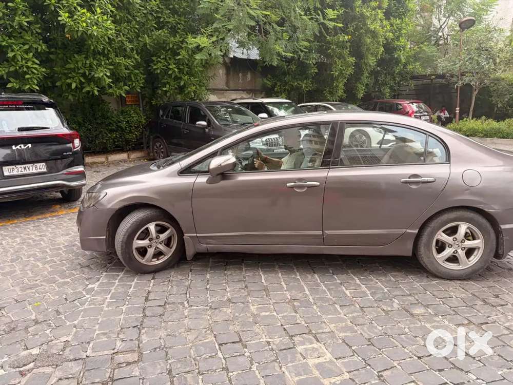 Honda Civic 1.8 Sunroof 2011 Well Mintanance With Service Company Reco