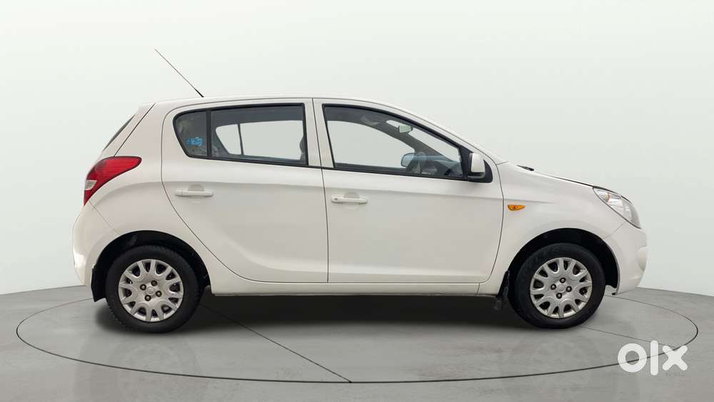 Hyundai I20 Magna, 2012, Petrol