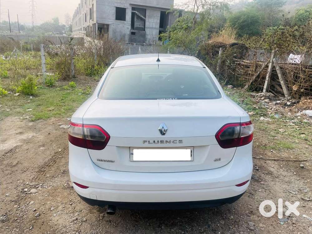 Renault Fluence 2012 - Refined 16kpl Diesel Engine
