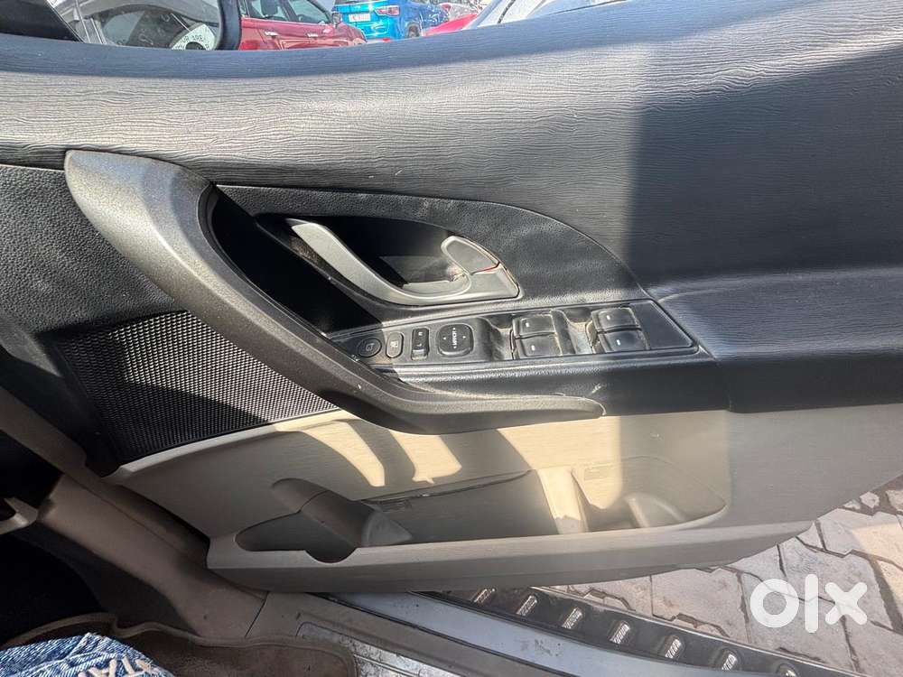 Mahindra Xuv500, 2017, Diesel