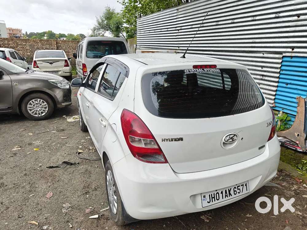 Hyundai I20 2011 Petrol 65000 Km Driven