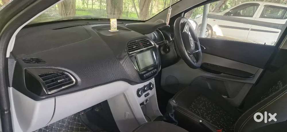 Tata Tiago Revotron 2020