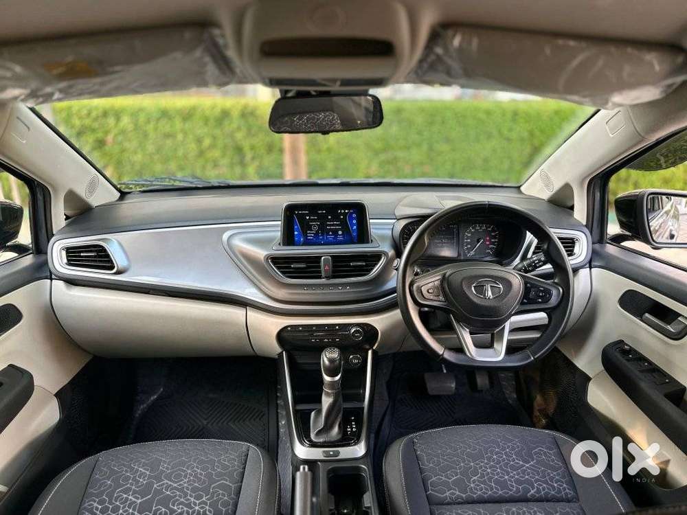 Tata Altroz 1.2 Xza Plus, 2023, Petrol