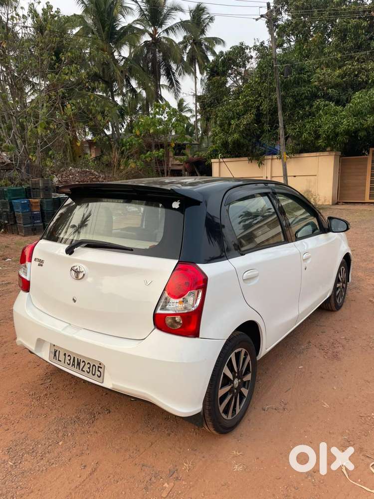 Toyota Etios Liva 1.2 V, 2018, Petrol