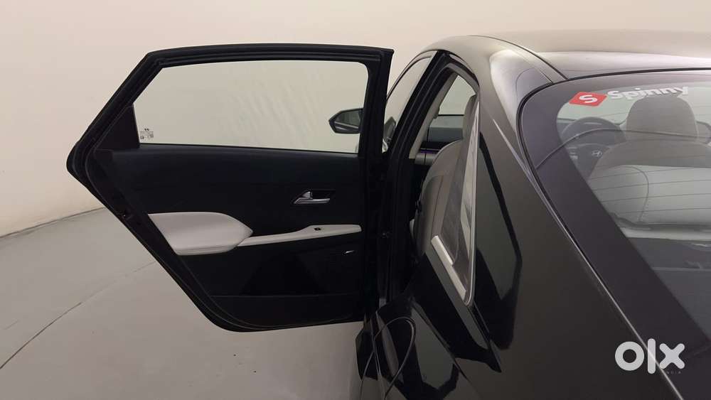 Hyundai Verna 1.5 Sx (o) Vtvt Ivt, 2023, Petrol