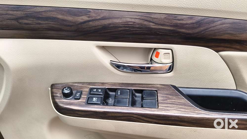 Maruti Suzuki Ertiga Zxi Plus Shvs, 2019, Petrol