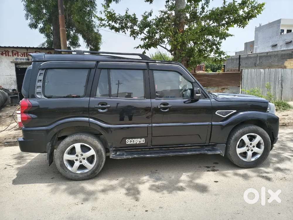 Mahindra Scorpio Classic 2019 Diesel 95680 Km Driven