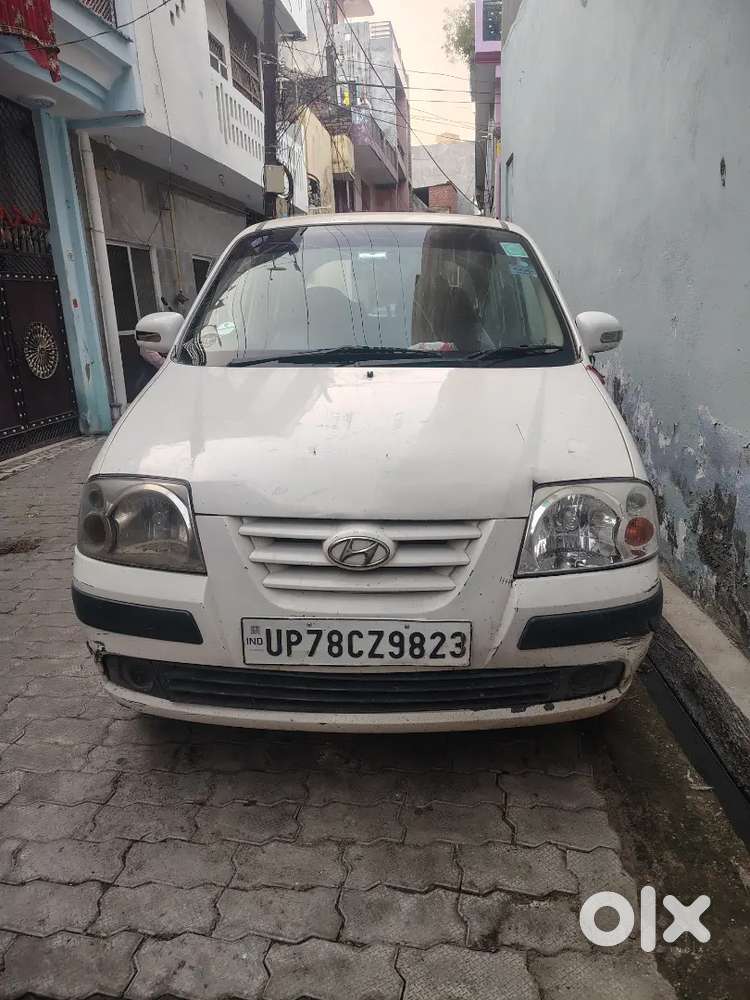 Good Condition Santro Xing Cng On Paper