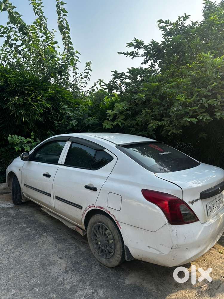 Nissan Sunny 2013 Model