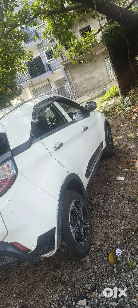Tata Nexon 2018 Manual Petrol