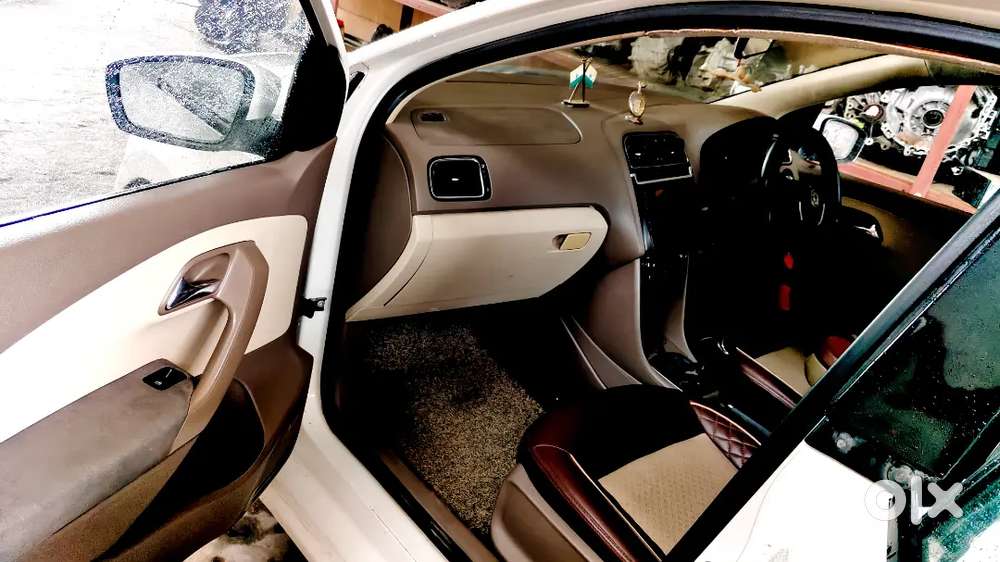 Skoda Rapid 1.6 Elegance 2012