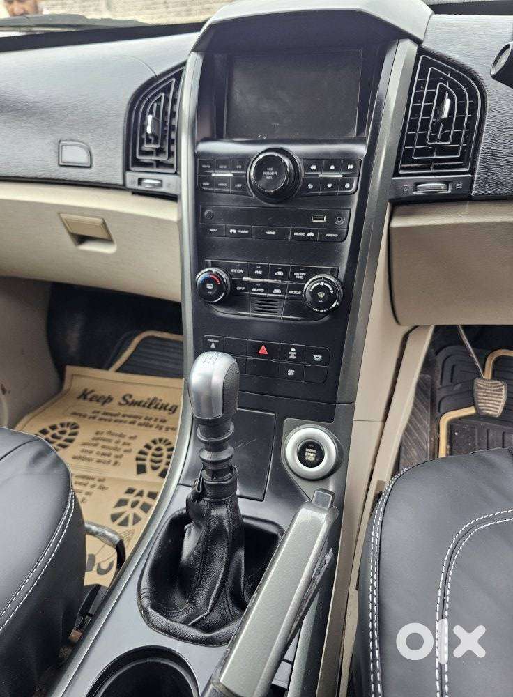 Mahindra Xuv500 W9 2wd, 2018, Diesel
