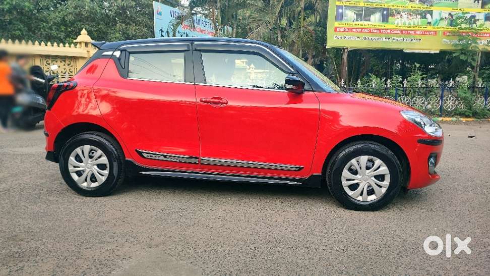 Maruti Suzuki New-gen Swift Vxi, 2023, Petrol