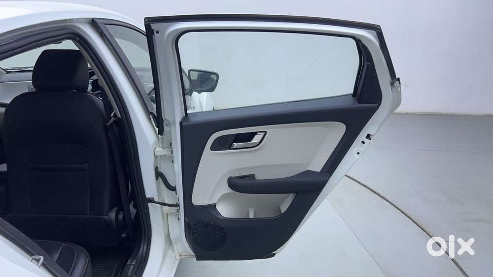 Tata Altroz 1.5 Xz Plus Diesel, 2021, Diesel