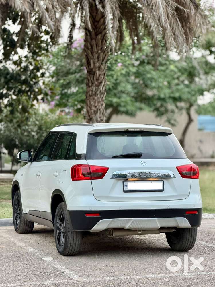 Maruti Suzuki Brezza Zxi Plus At, 2019, Diesel