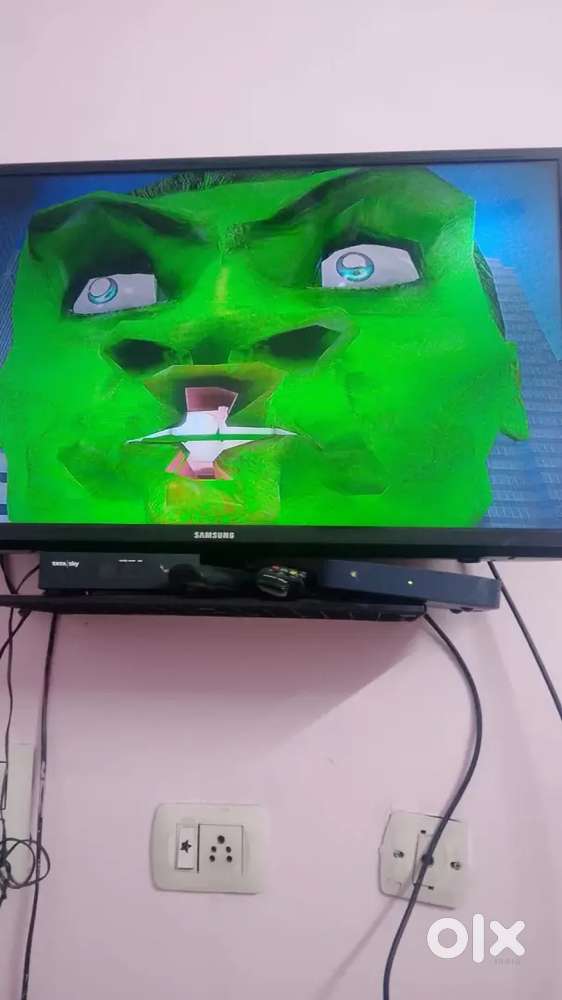 Samsung TV 32 inch