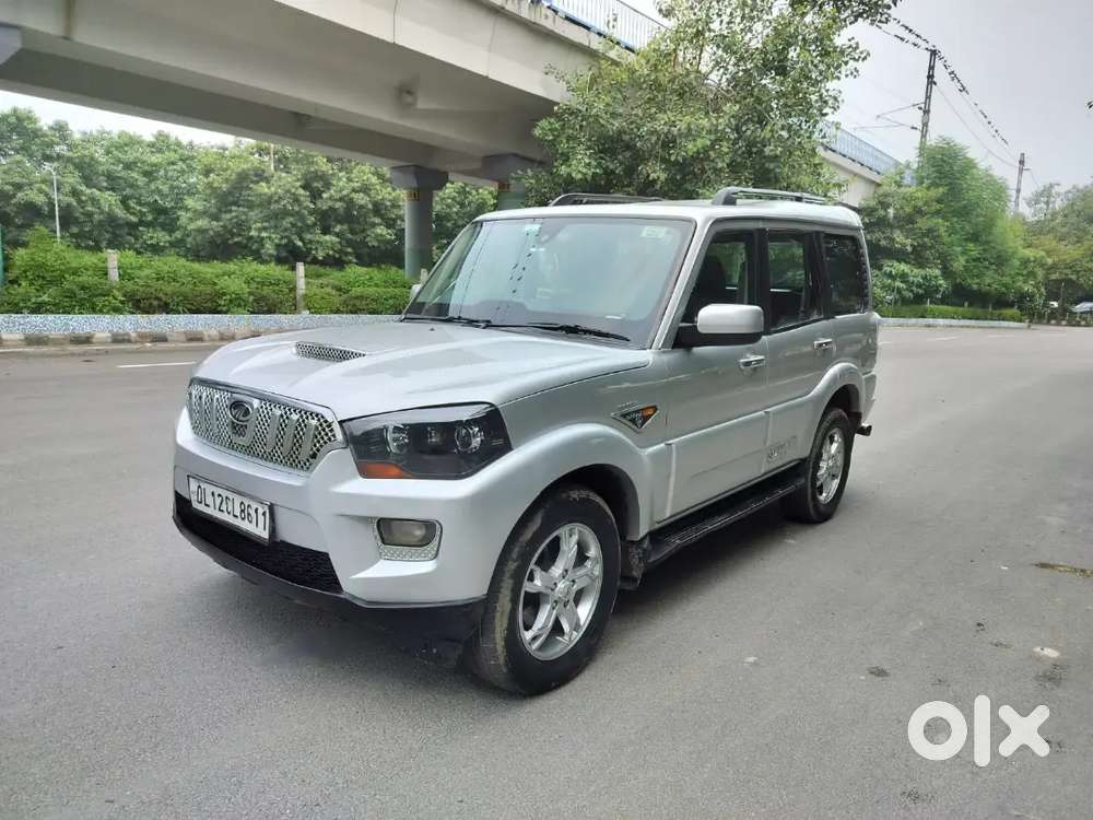 Mahindra Scorpio S10 2017