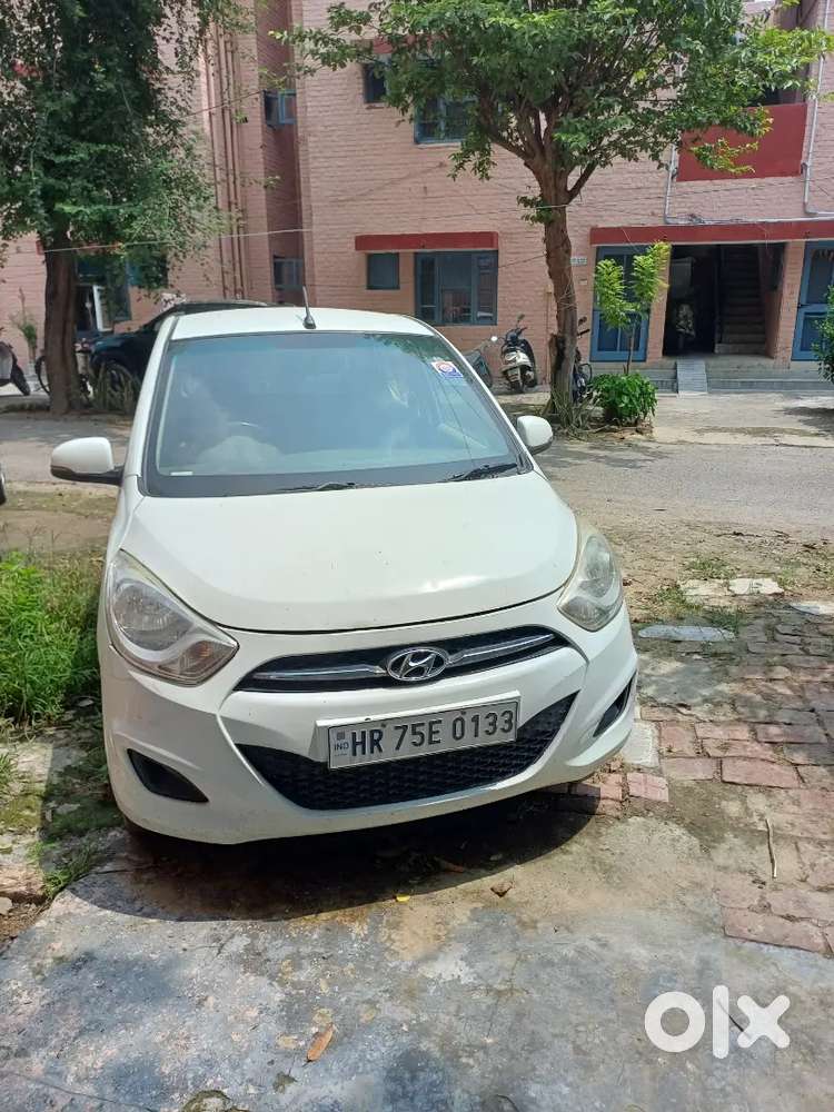 Hyundai I10 Sportz 2012