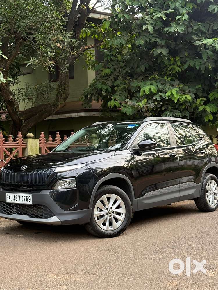 Skoda Kylaq Petrol Signature At 2025