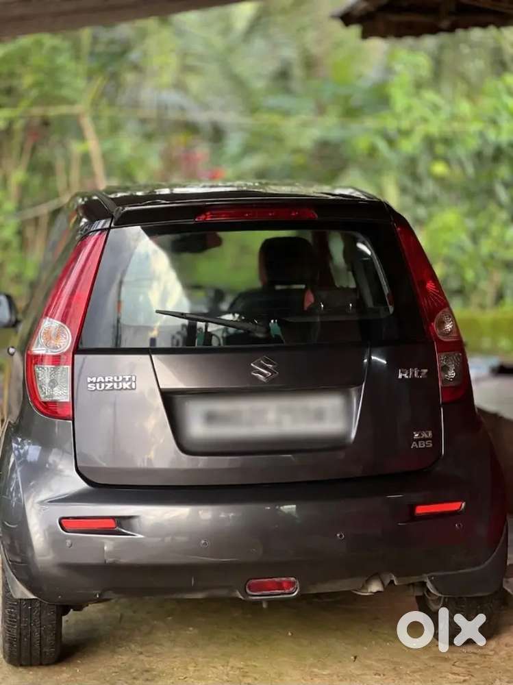 Maruti Ritz Zxi Petrol 2013